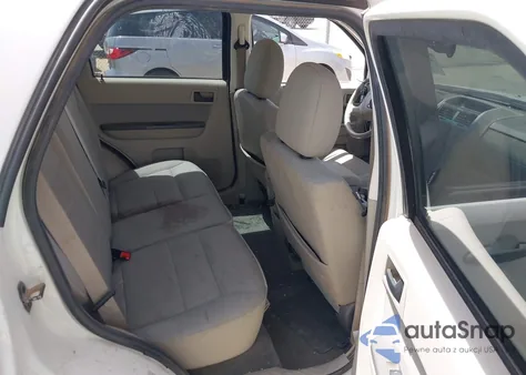 2012 Ford Escape Xlt z USA, uszkodzony, nr VIN 1FMCU0D73CKC82695